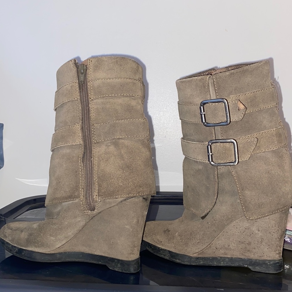 Thighs boots